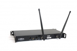 RFIntell QL7R/T1-B 720,500-754,000 МГц 2-канальная радиосистема с 2-мя ручными микрофонами в Грязовеце